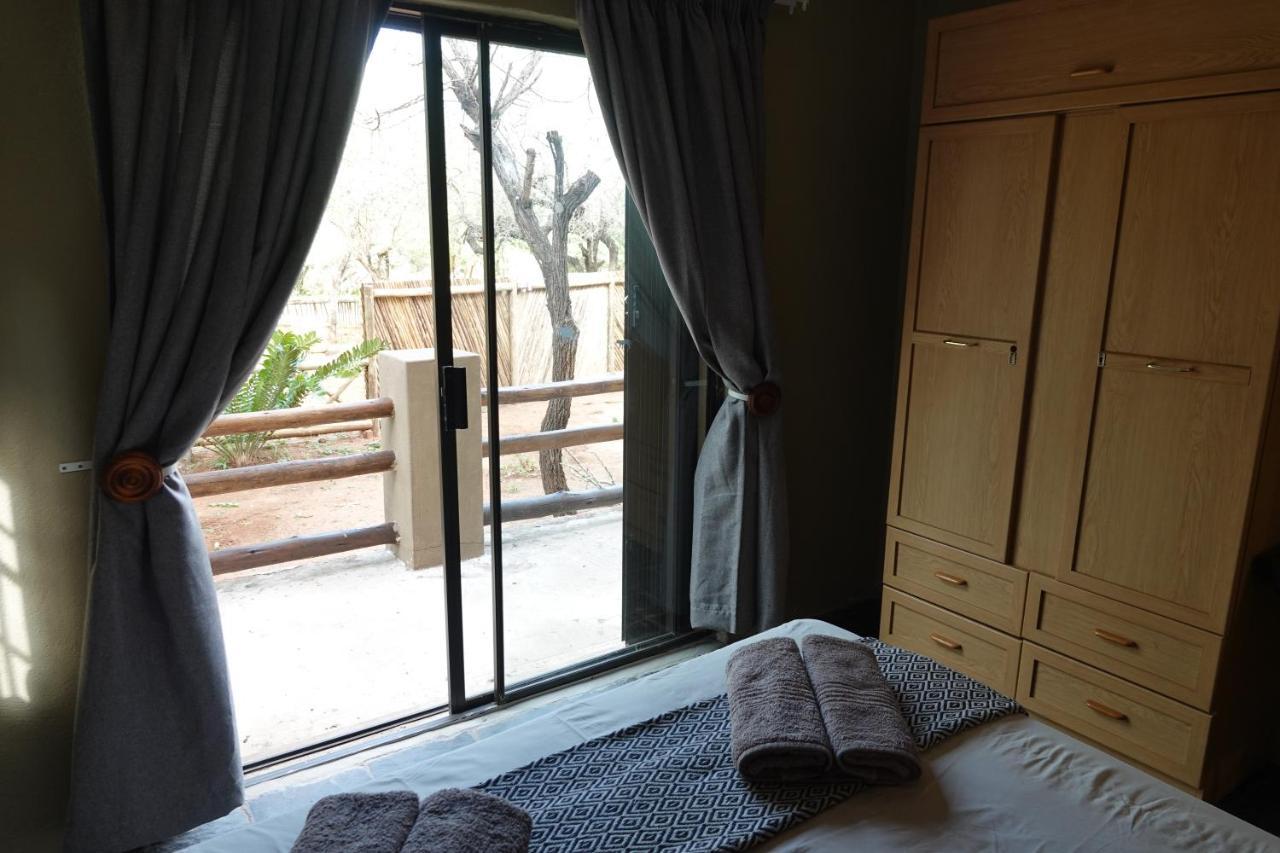 Marloth Park Hippo House Βίλα Εξωτερικό φωτογραφία